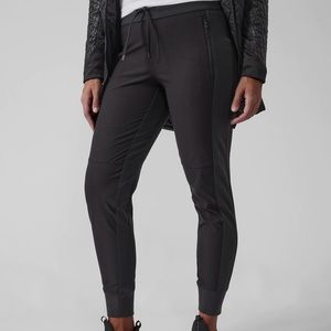Athleta Headland Hybrid Jogger